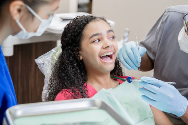 Best Weekend Emergency Dentist in West Ishpeng, MI